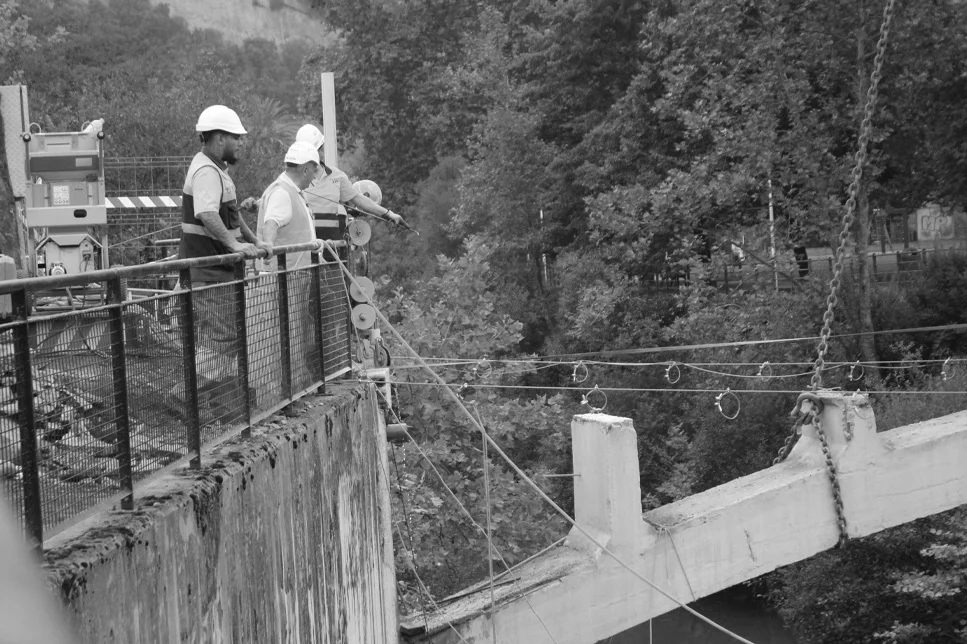 Trabajo de corte de losa armada en Puente Llodio