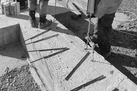 Anclajes enresinados