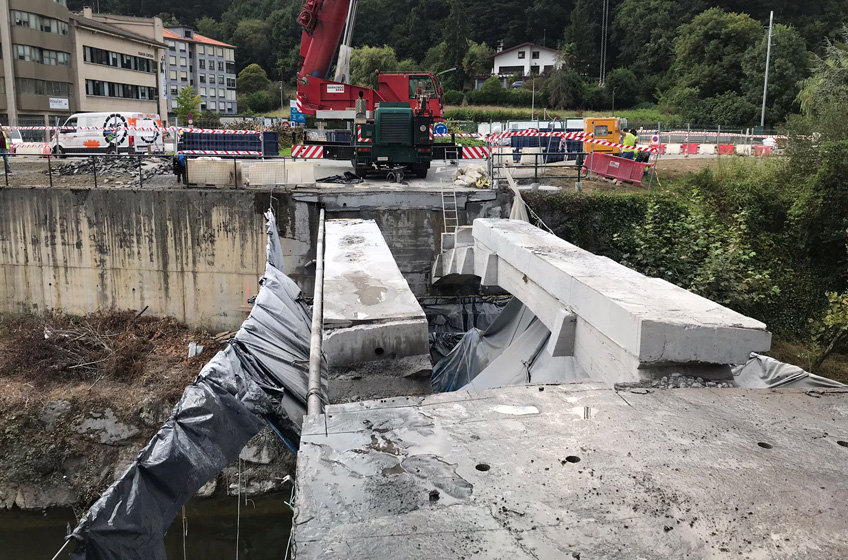Retirada de puente en LLodio