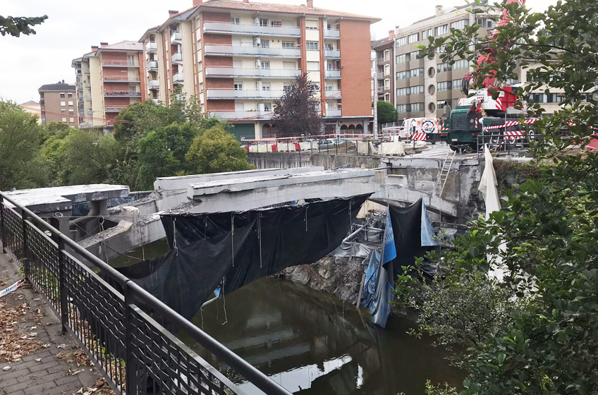 Retirada de puente en LLodio