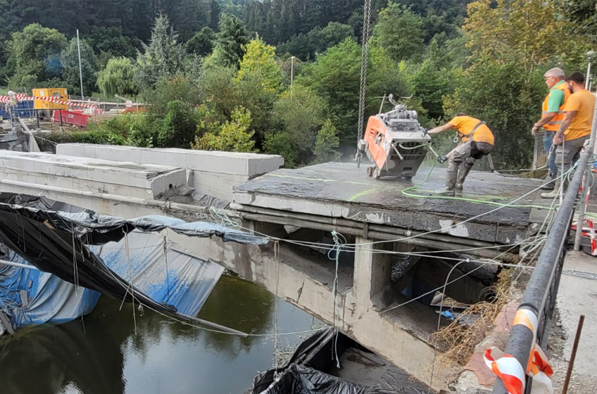 Retirada de puente en LLodio