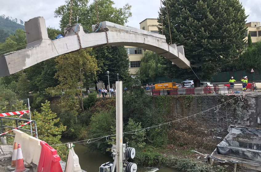 Retirada de puente en LLodio