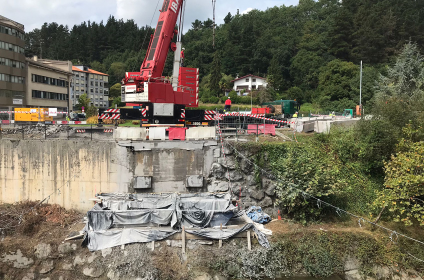 Retirada de puente en LLodio